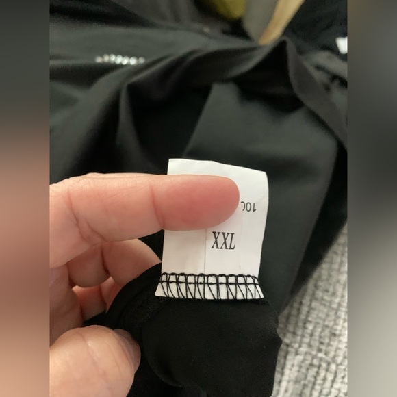 Black Long Sleeve Top with Heart Design - Picture 6 of 6